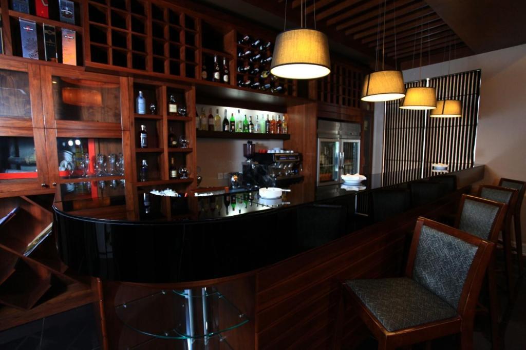 Grand M Hotel Navoiy Buitenkant foto