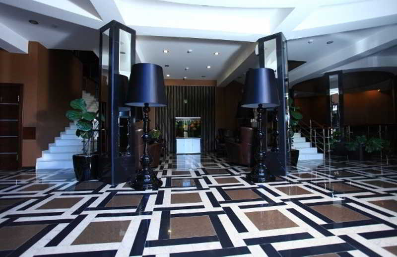 Grand M Hotel Navoiy Buitenkant foto